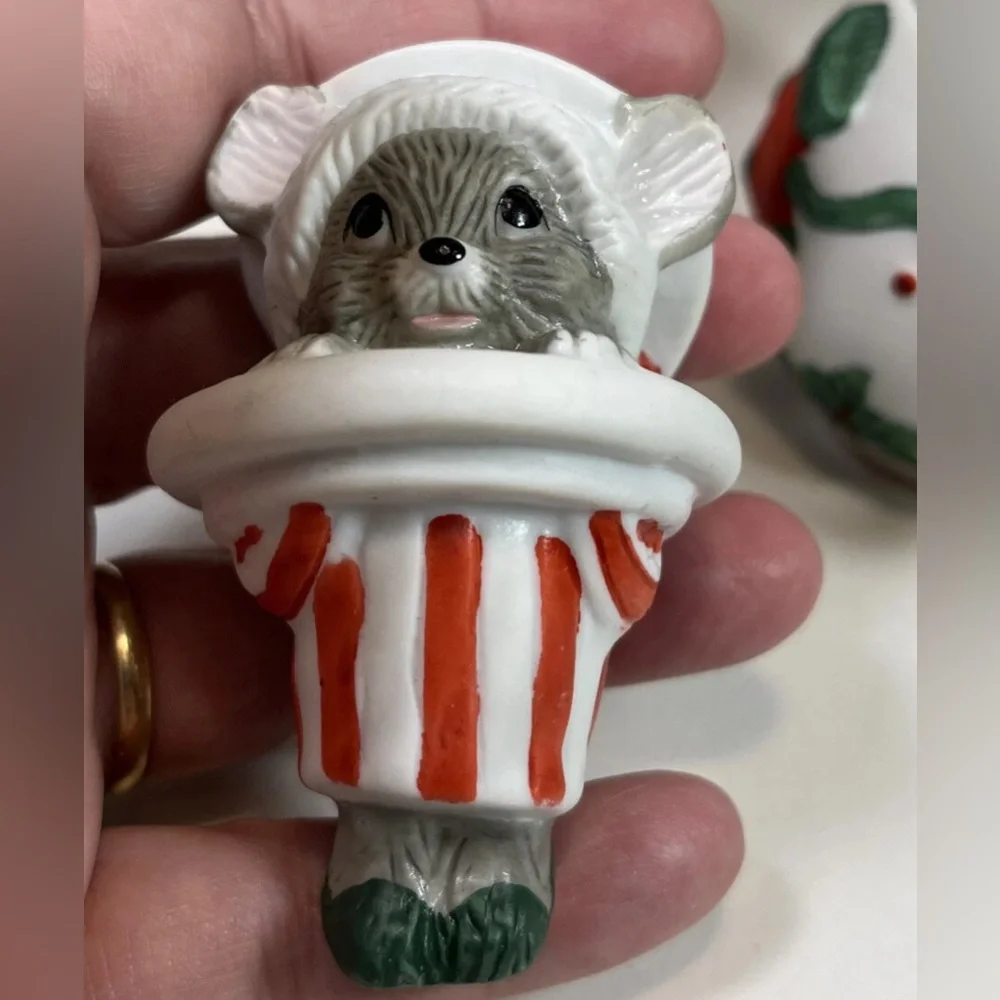 Vintage Mouse in a Teapot Ceramic Trinket Box Porcelain Keepsake Box Jewelry Box